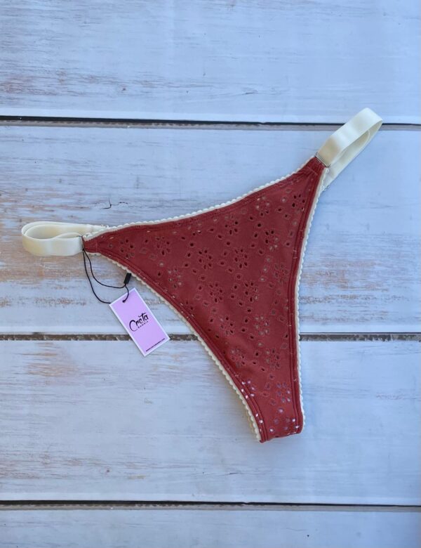 WhatsApp Image 2025-05-04 at 23.51.38 COLALESS BRODERIE - MARRON - TALLE 2 - BR14