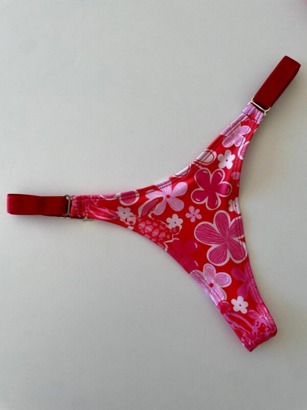 COLALESS DE LYCRA -FLORES CON FONDO ROJO- TALLE 1- BS116