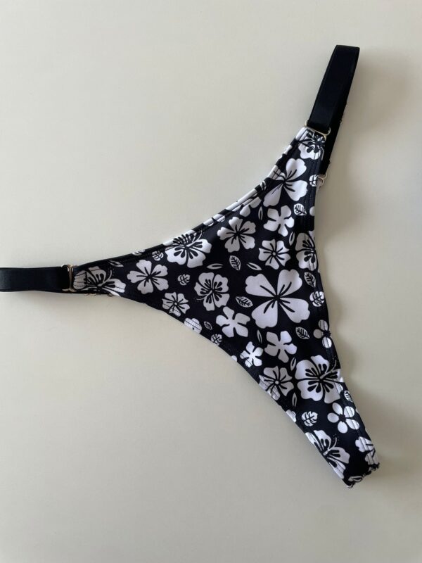 COLALESS DE LYCRA- FLORES CON FONDO NEGRO- TALLE 2 - BS110