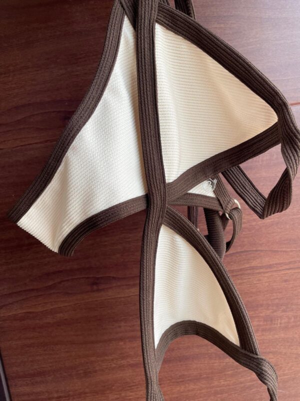 BIKINI - CRETA TEXTURADO CREMA CON BORDE CHOCOLATE- BK607