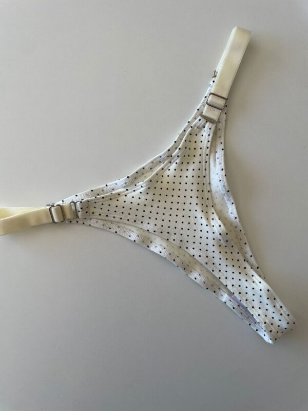 COLALESS ALGODON - FONDO BLANCO FLORES ROSAS - TALLE 2 - LR39