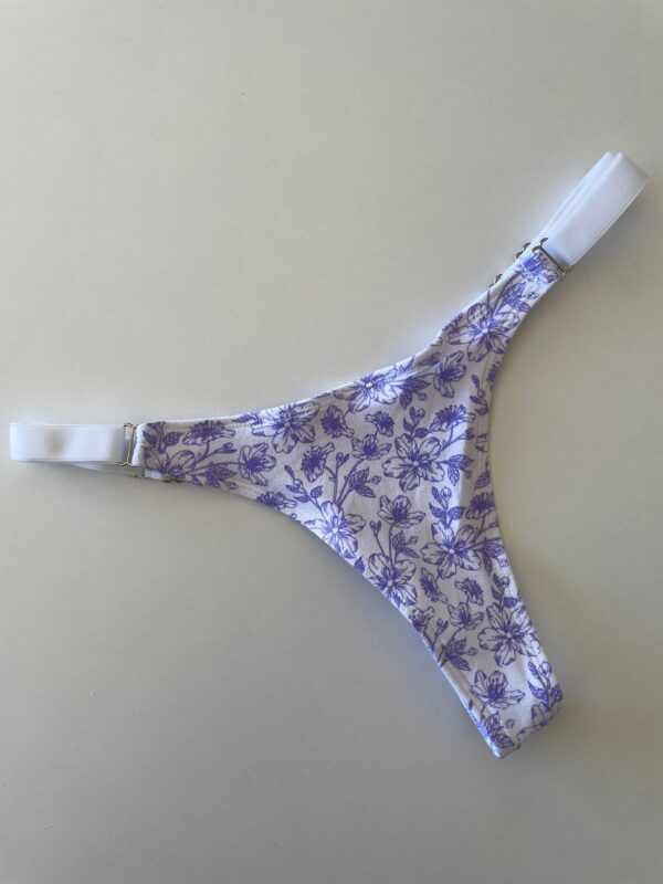 COLALESS ALGODON - FONDO BLANCO FLORES LILAS - TALLE 2 - LR26